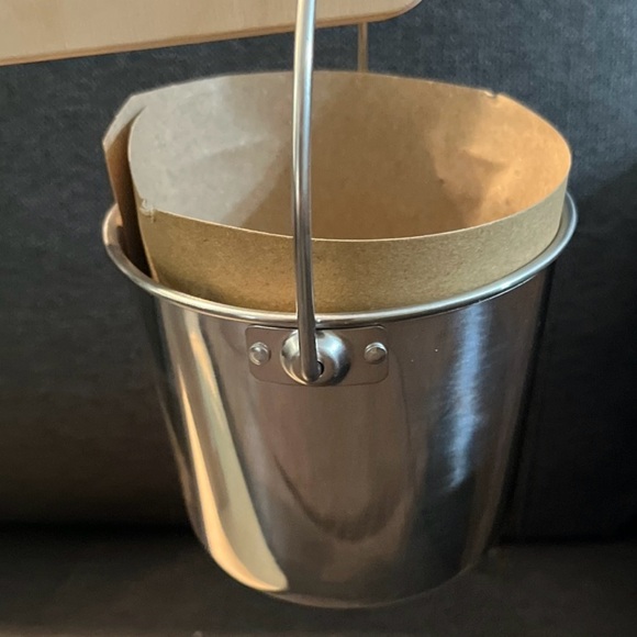 LOVEVERY "The Enthusiast Play" Every Which Weigh Scale & Pails (28-30 Months) - Picture 4 of 7